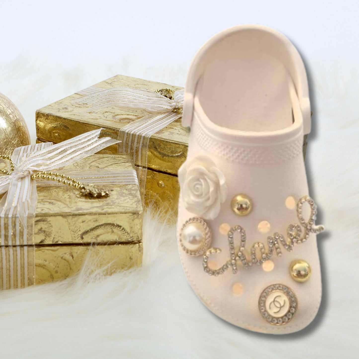 Luxury Gold & White Chanelista Shoe Charms