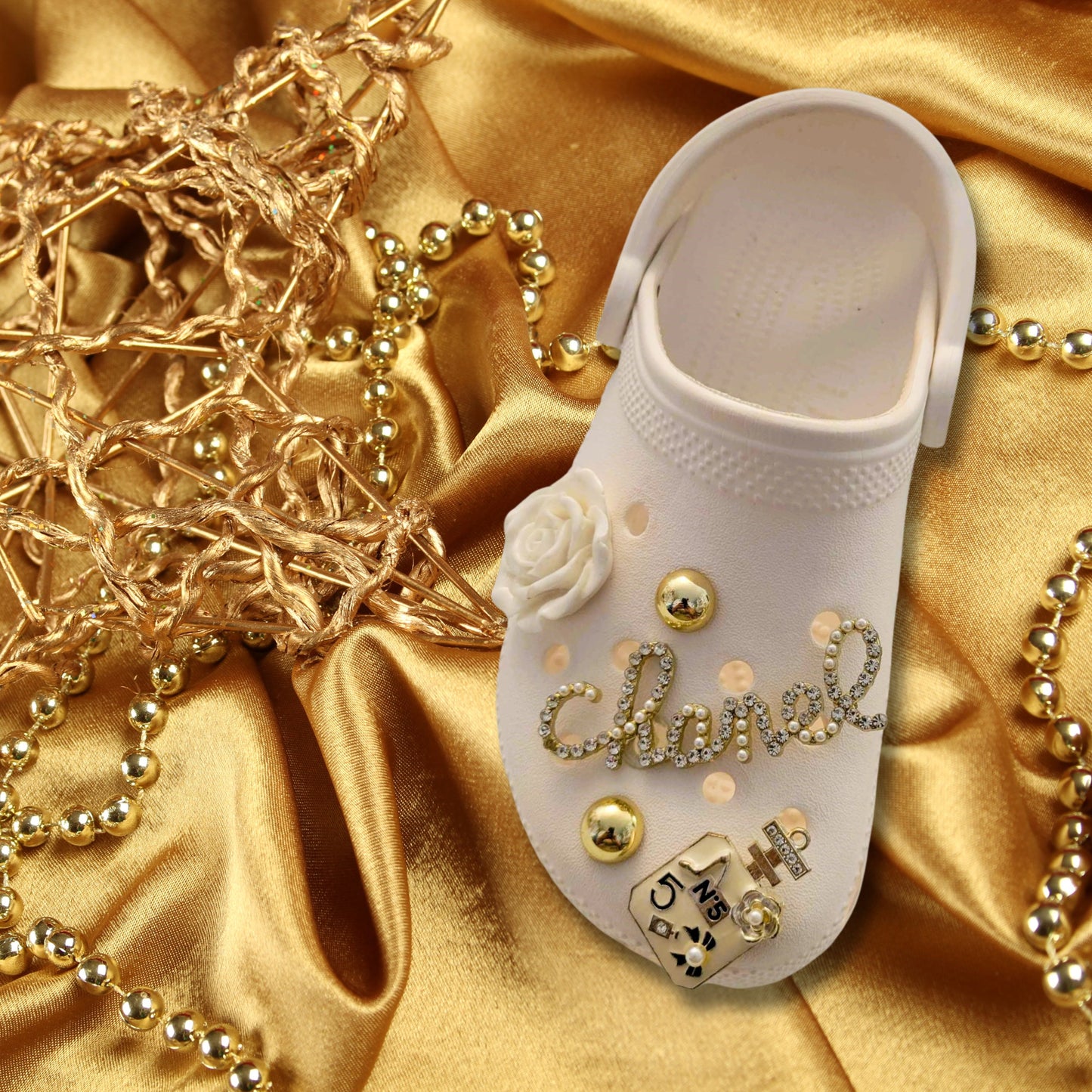 Luxury Gold Chanelista Shoe Charms