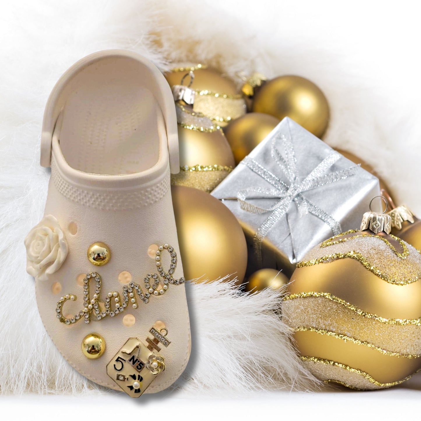 Luxury Gold Chanelista Shoe Charms