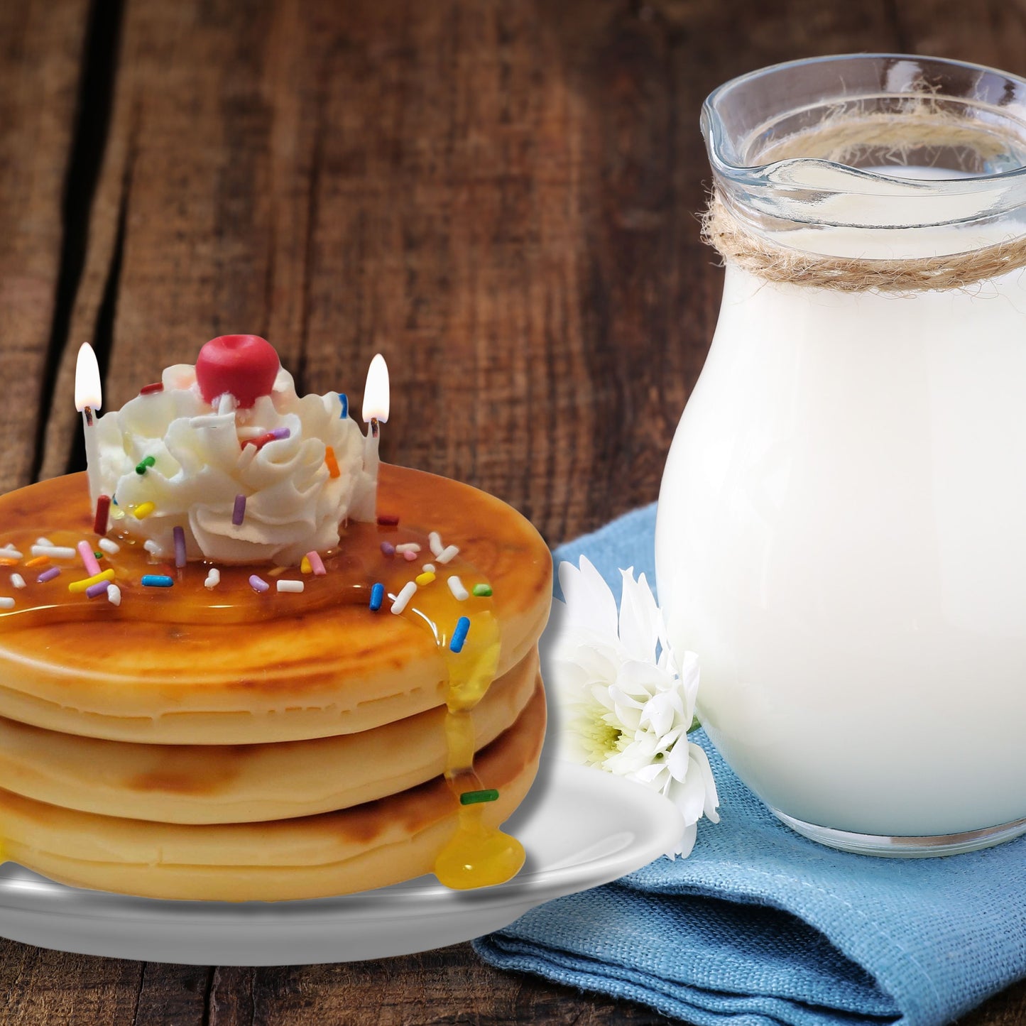 Cafe Delights Birthday Cake Pancakes Scented Soy Wax Candle