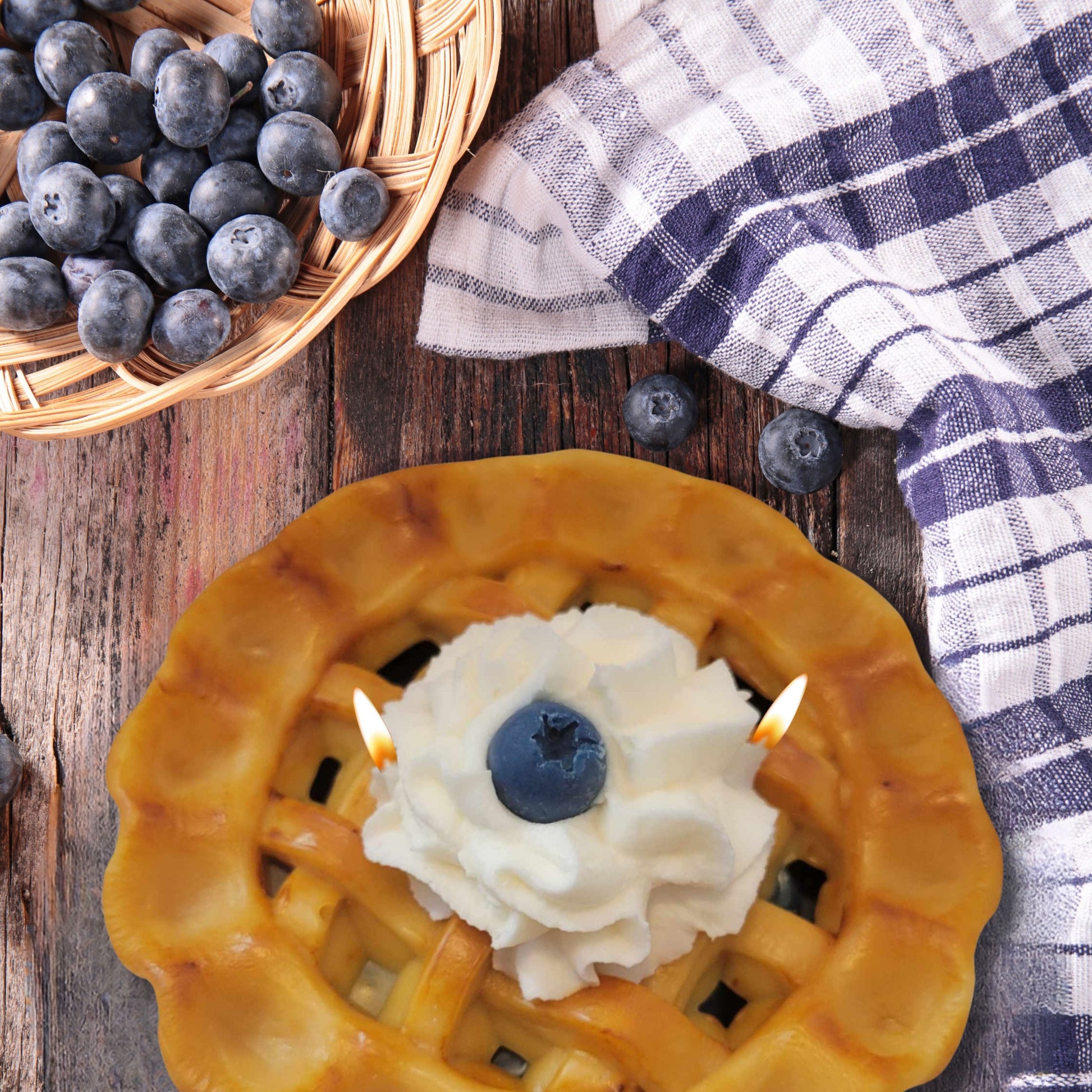 Cafe Delights Homestyle Blueberry Pie  Scented Soy Wax Candle