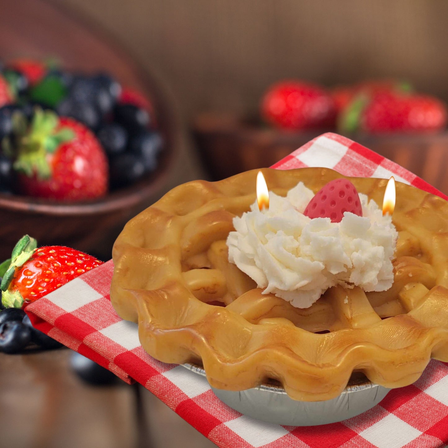 Cafe Delights Strawberry Homestyle Pie Scented Soy Wax Candle
