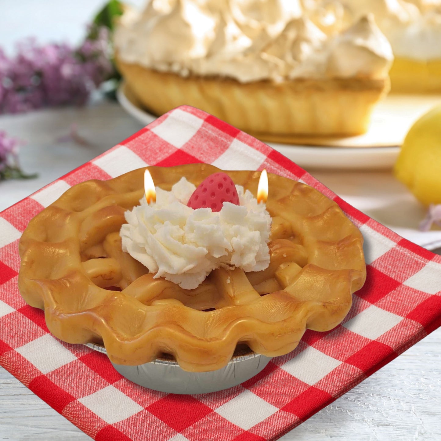 Cafe Delights Strawberry Homestyle Pie Scented Soy Wax Candle