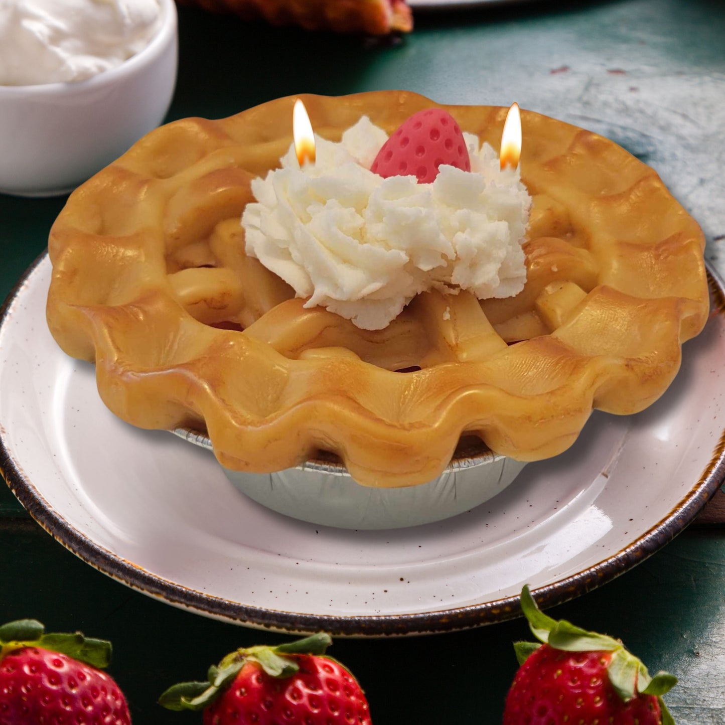 Cafe Delights Strawberry Homestyle Pie Scented Soy Wax Candle