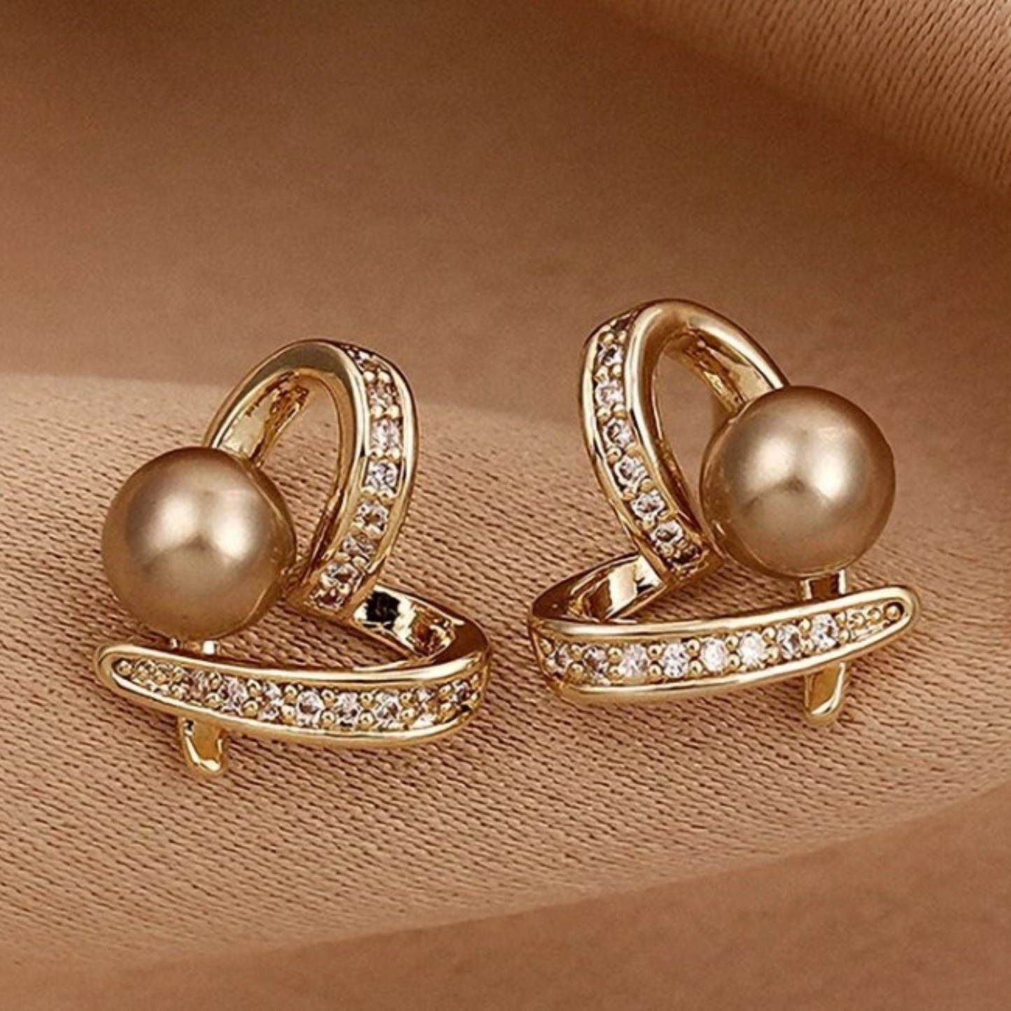 Rhinestone Heart Fashion Earrings