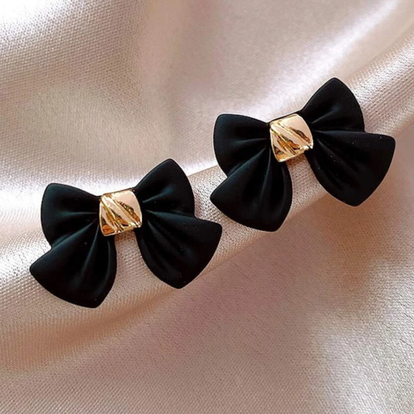 Retro Bow Statement Fashion Earrings