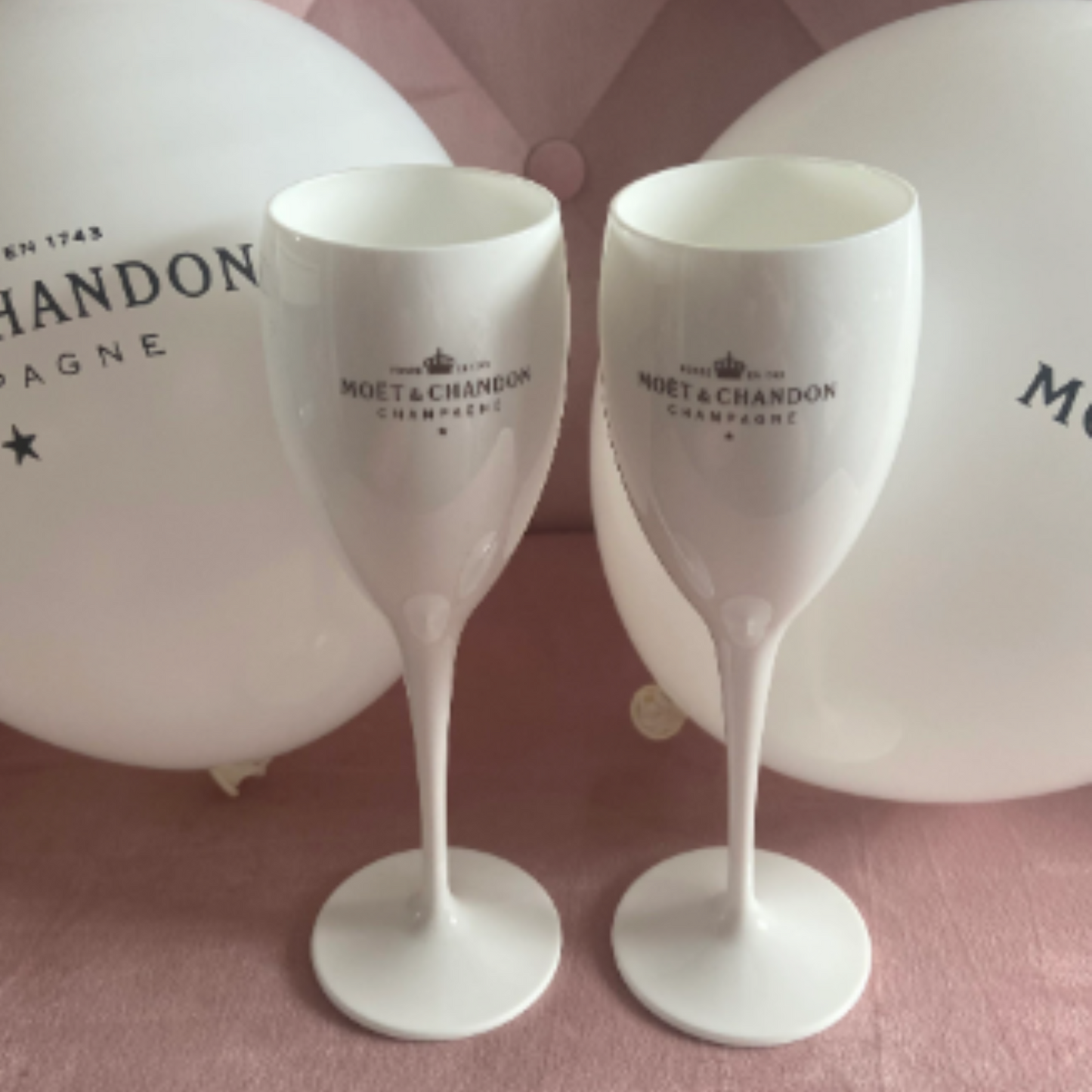 Moet & Chandon Champagne Flute Set