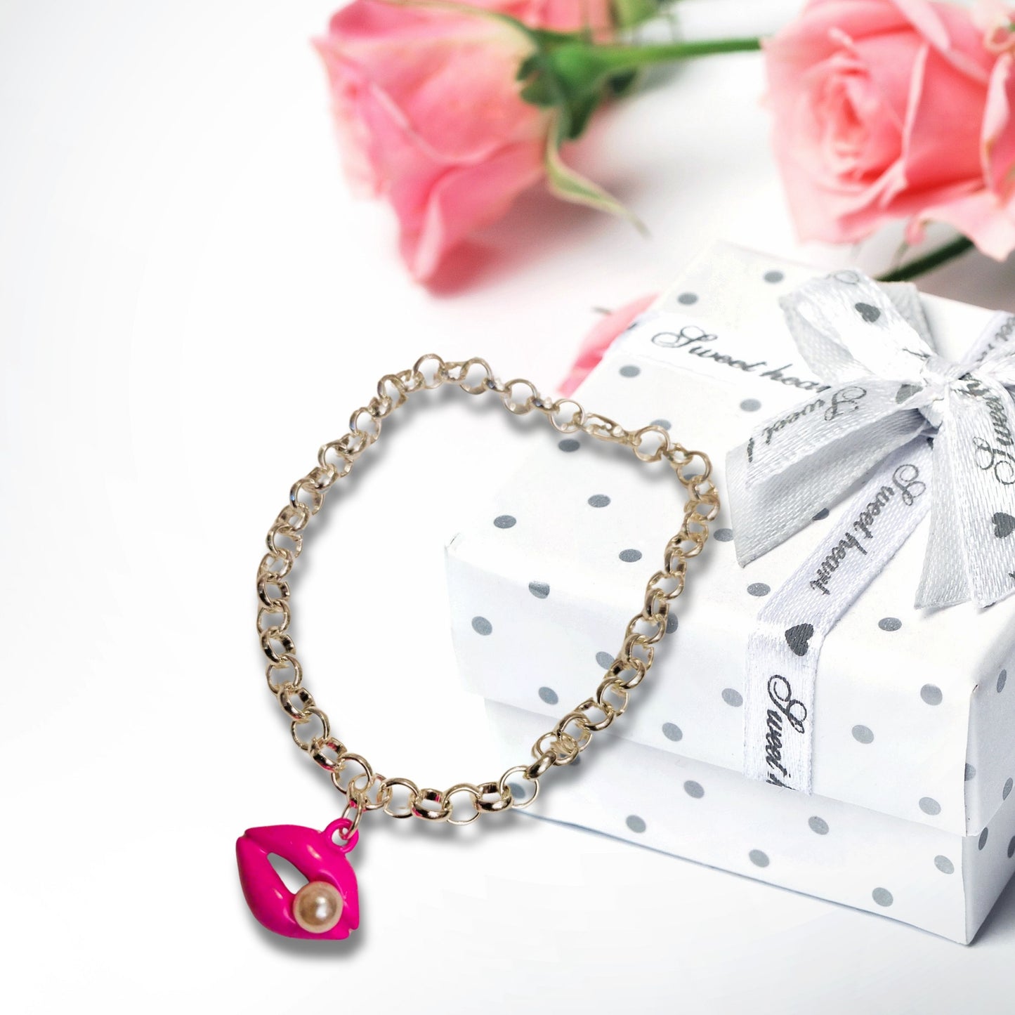 Pink Pearly Lips Bracelet