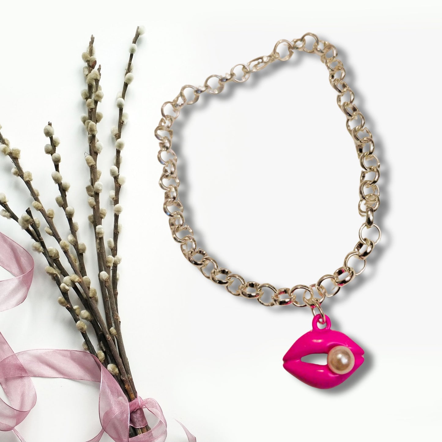 Pink Pearly Lips Bracelet