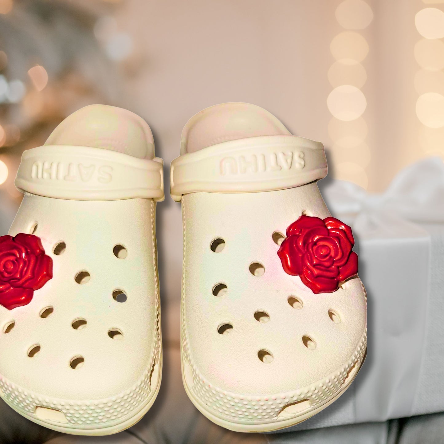 Crocs Charms Large Red Roses (2 Piece Set)