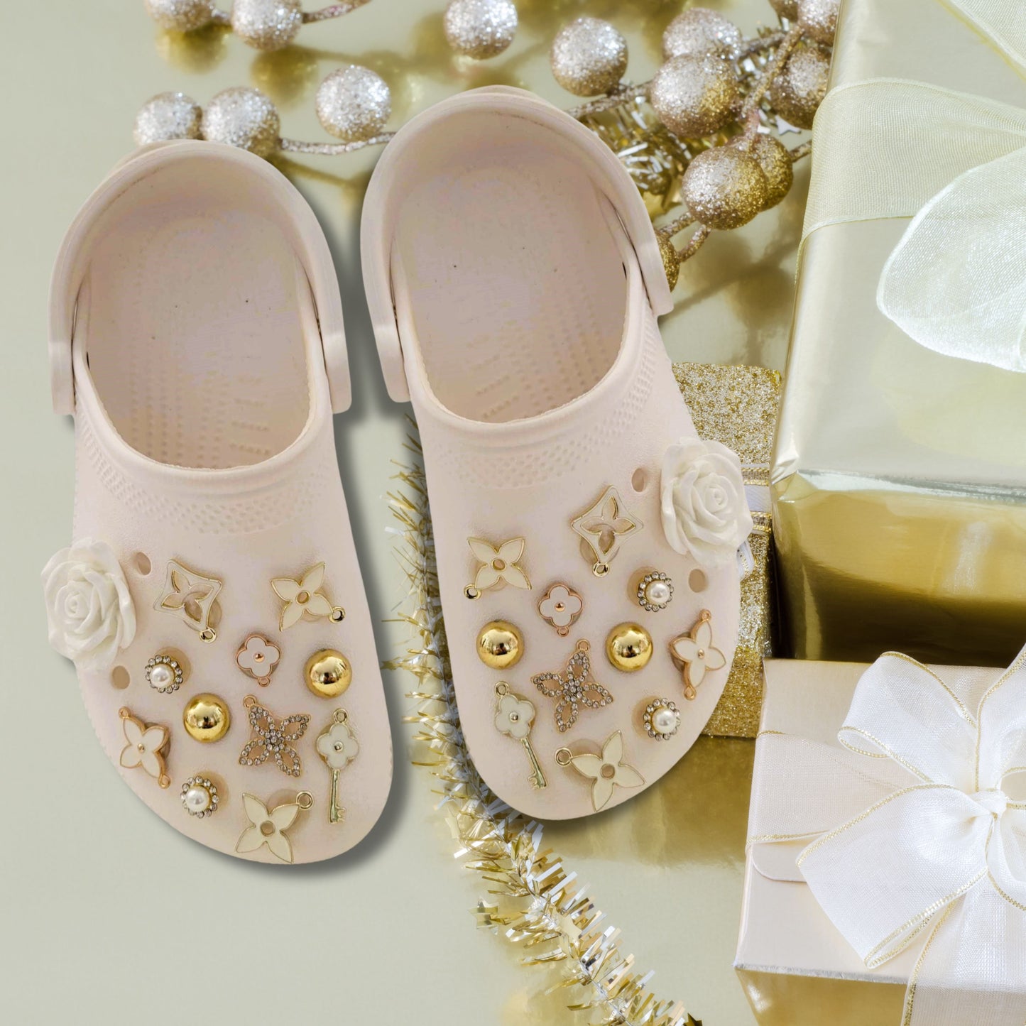 Luxury White & Gold Rhinestone Shoe Charms